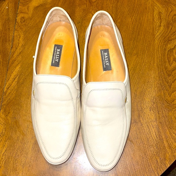 Bally - Picture 4 of 11